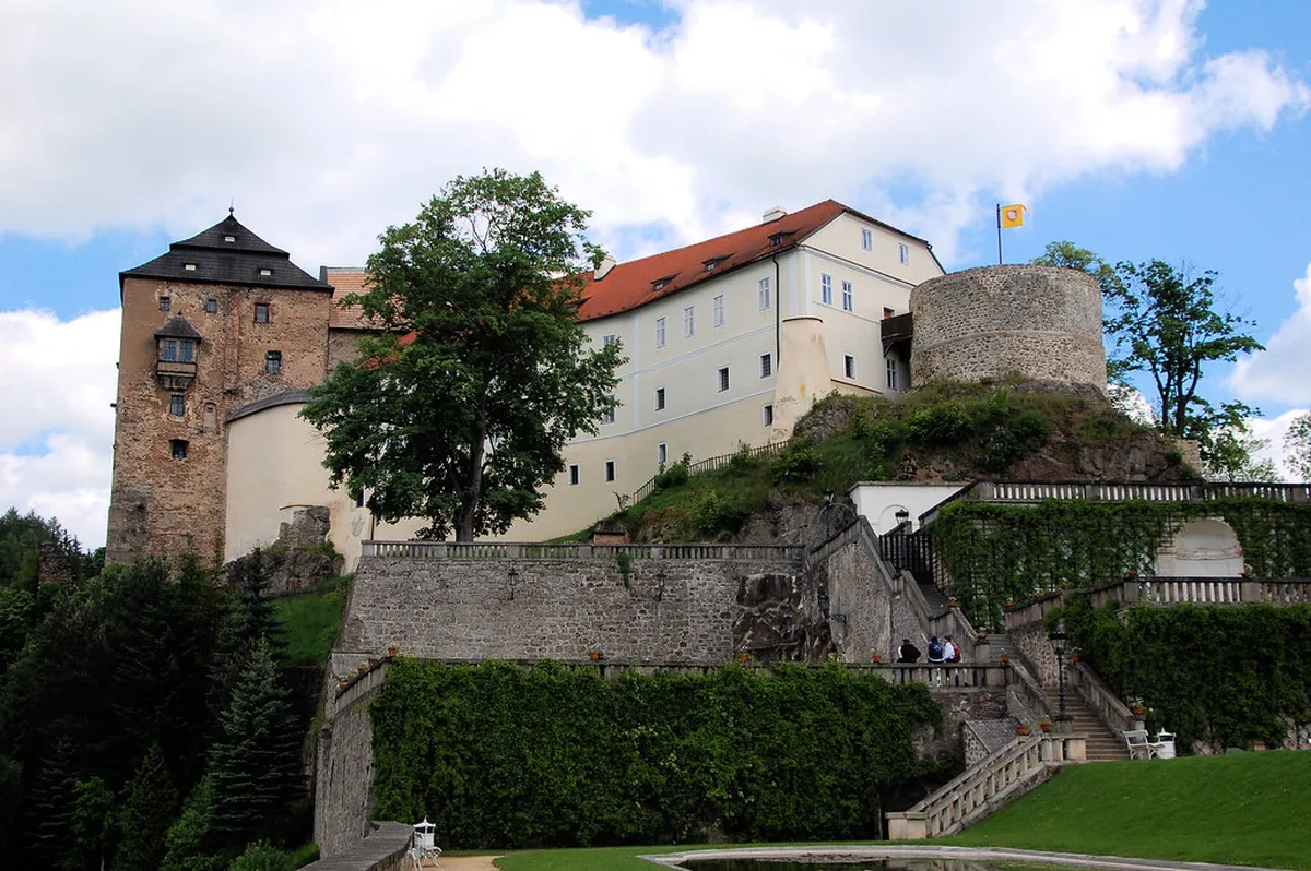 Bečov nad Teplou Castle Tickets & 10 Best Nearby Sights