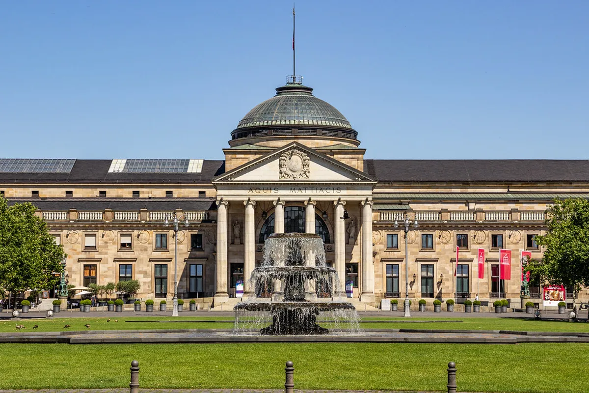 Review: Hot Spring Colonnade Underground Tour